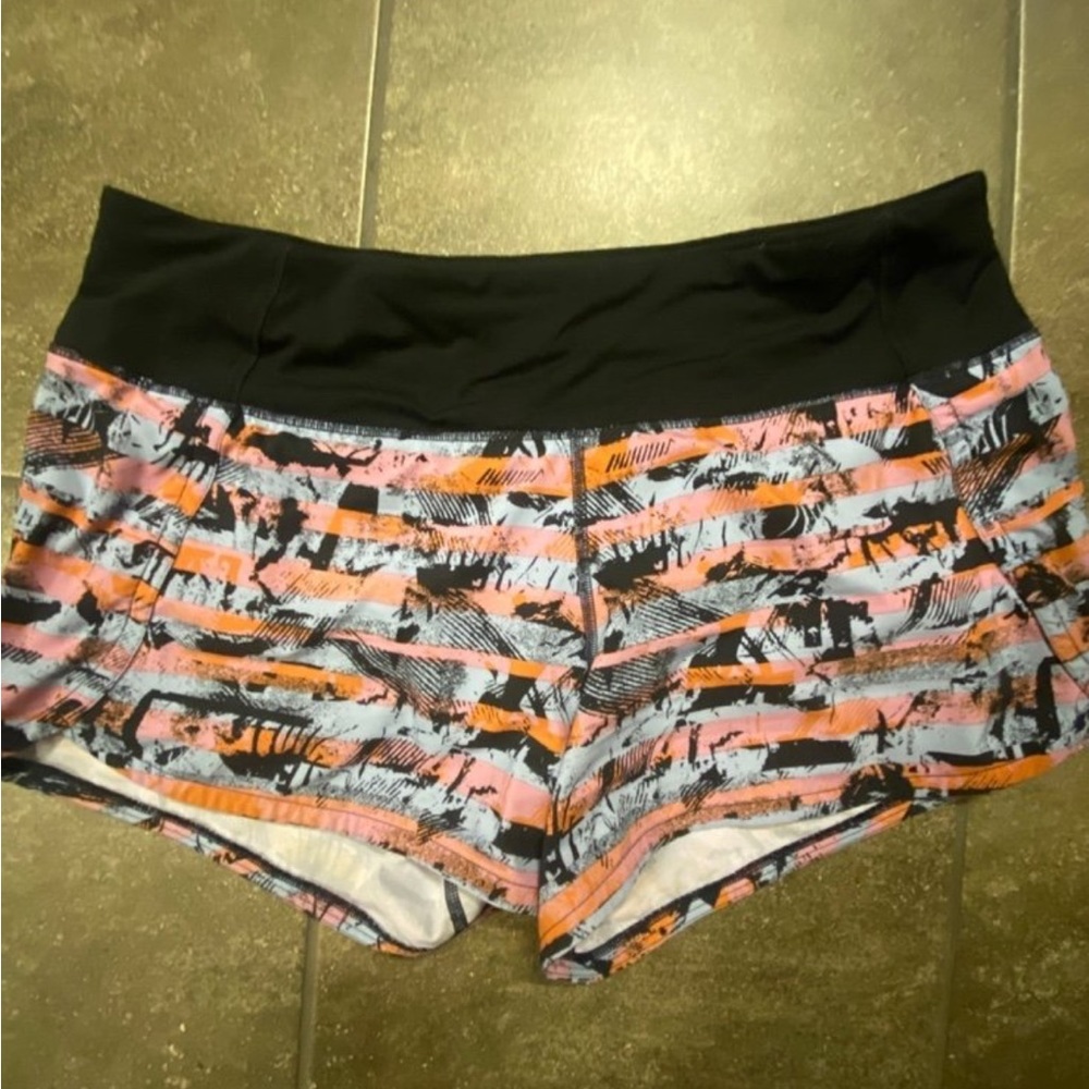 Lululemon speed up shorts sz 8 4in